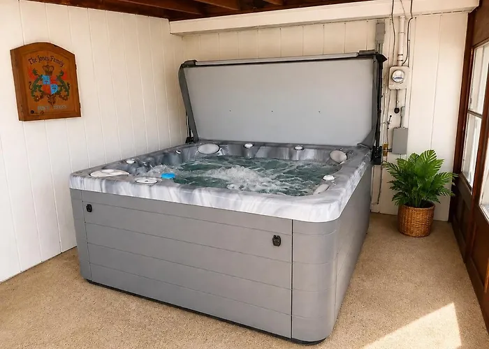Сasa de vacaciones Private Heated Pool - Hot Tub - Fenced Yard
