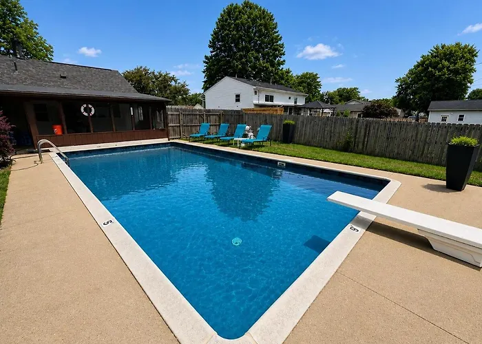 Сasa de vacaciones Private Heated Pool - Hot Tub - Fenced Yard *